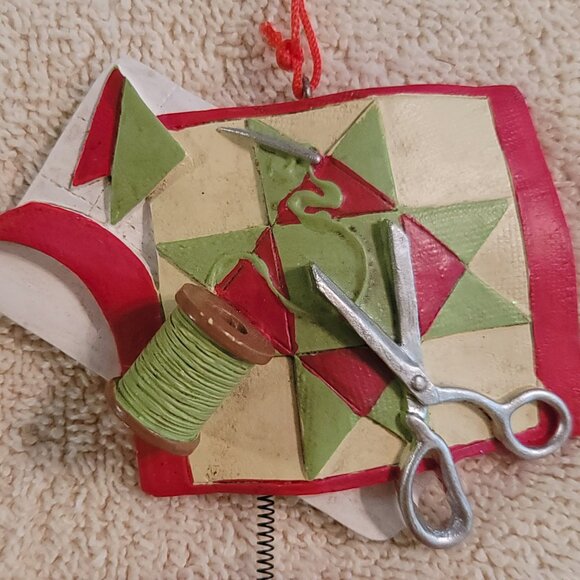 7 Assorted Christmas items              (7 items total) - Picture 4 of 7